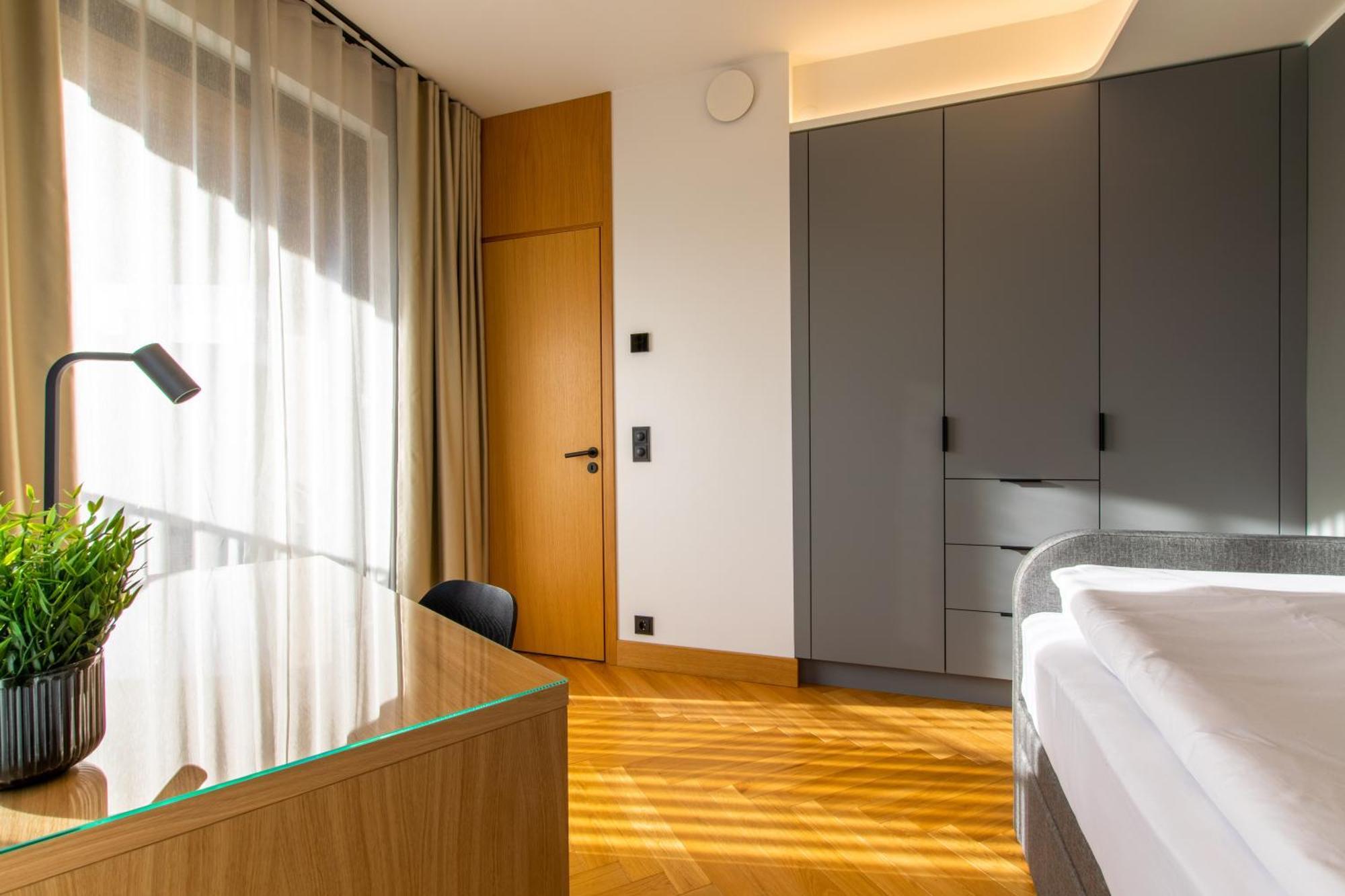 Tobiase Residences - Luxury Apartments Таллин Экстерьер фото