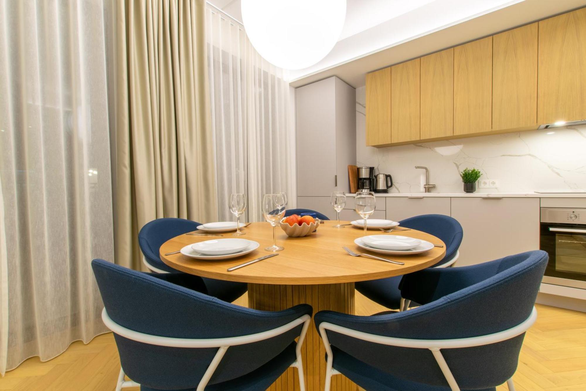Tobiase Residences - Luxury Apartments Таллин Экстерьер фото